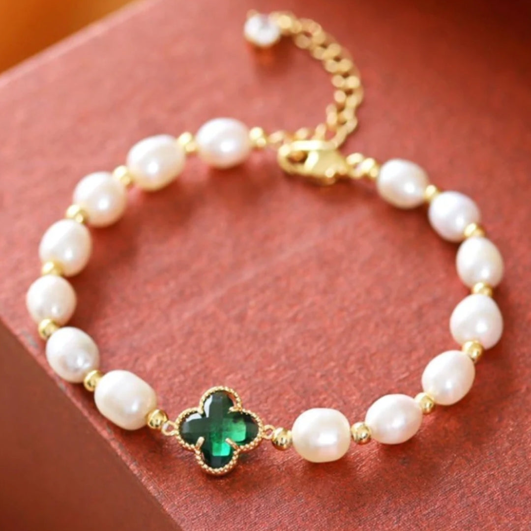 Pulseira de Trevo de Esmeralda com Esmeraldas e Pérolas em Ouro
