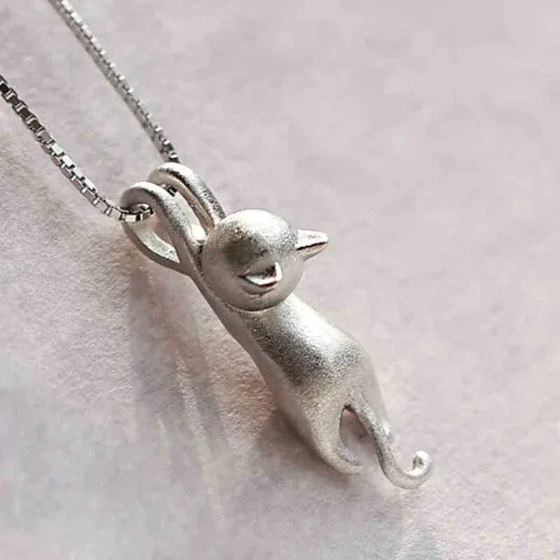 Colar de Gato Brincalhão em Prata Esterlina 925
