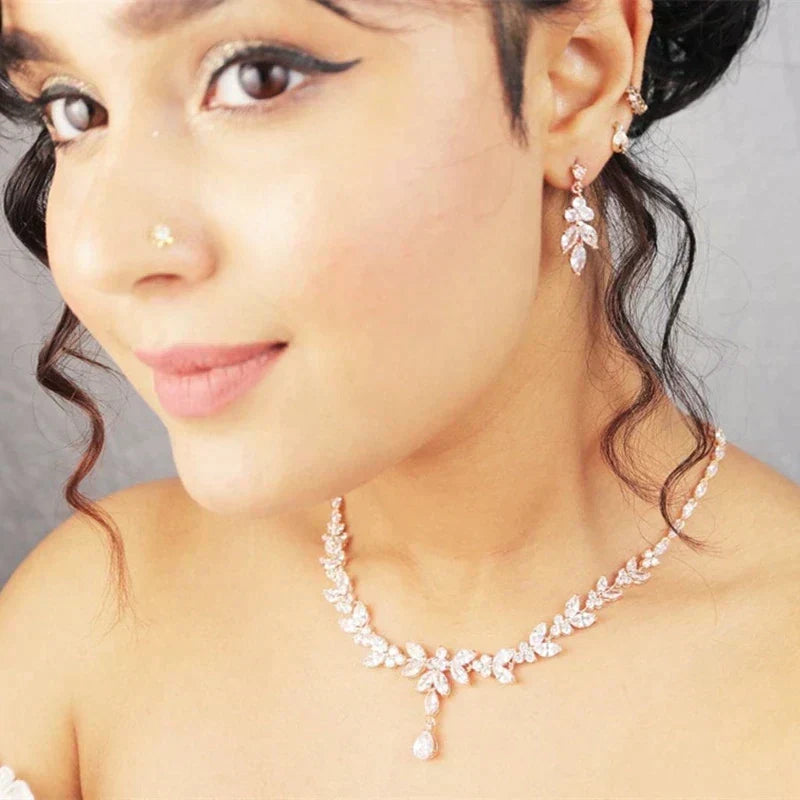 Conjunto de Colar e Brincos em Zircônia com Prata Esterlina