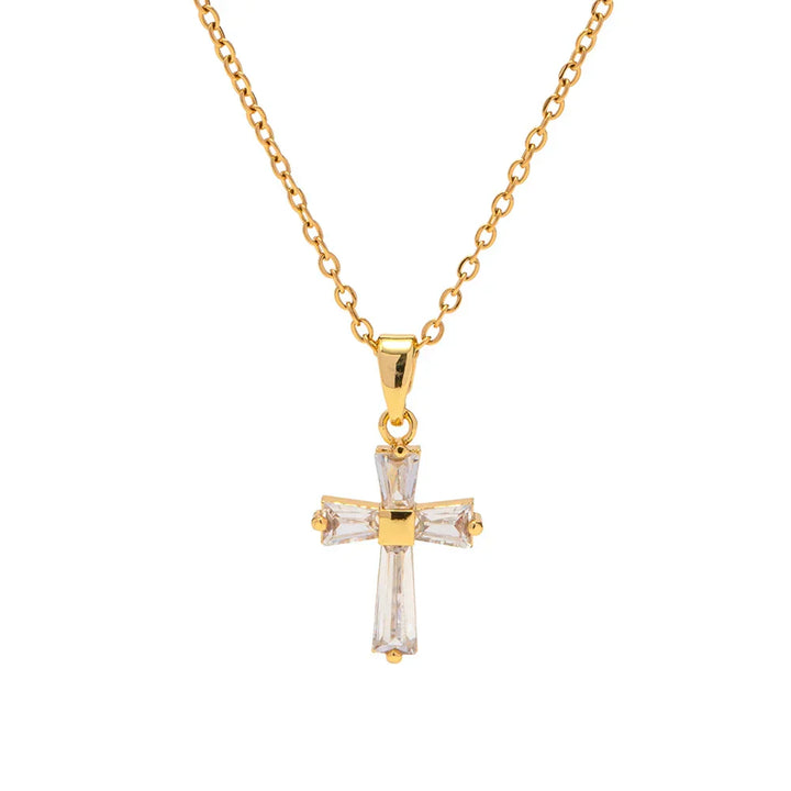 Colar com Pendente em Cruz de Diamantes Delicados