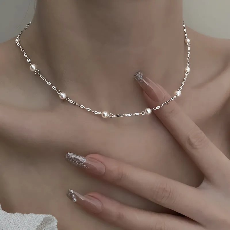 Colar de Pérola Elegante e Brilhante
