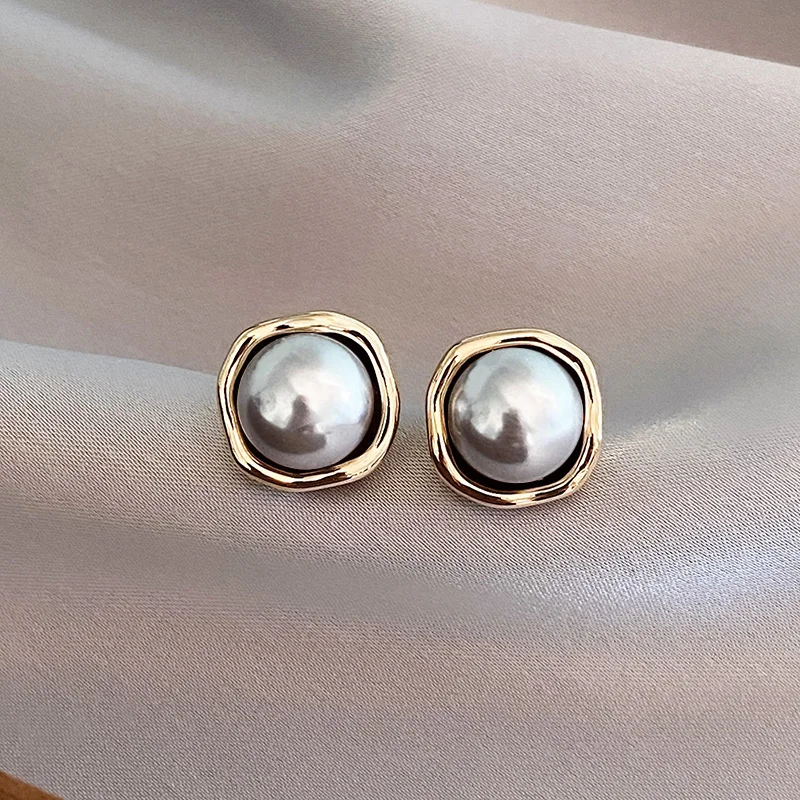 Brincos Elegantes de Pérola Preta
