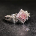 Anel Vintage de Diamante Rosa e Cristal
